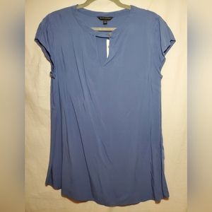 Blue Banana Republic Keyhole Short Sleeve Top